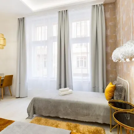 Appartement Unique & Lovely Place With Ac